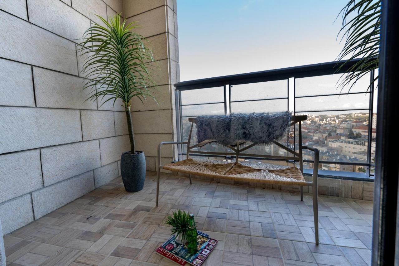 Ferienwohnung Luxury Jtower Palace Jerusalem Exterior foto